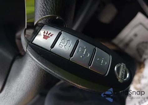 2019 Nissan Sentra Sr z USA, uszkodzony, nr VIN 3N1AB7AP9KY202141